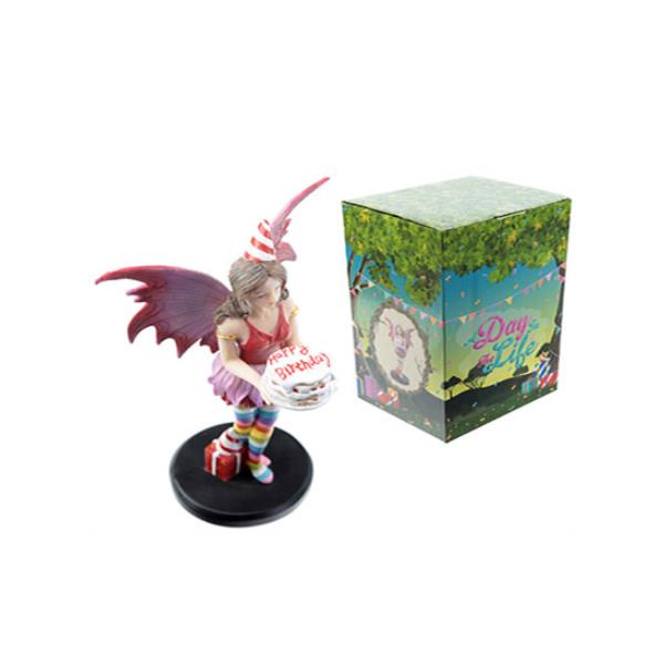FIGURA HADA DE CUMPLEAÑOS CON TARTA