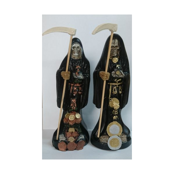 Imagen Artesanal en Resina Santa Muerte Negra. 20 cm